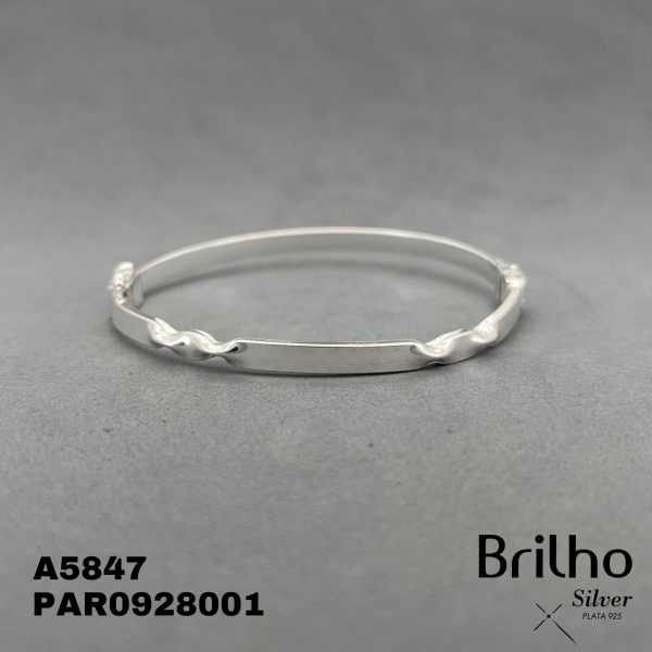 T23N116 ARO LISO CON RESALTOS EN PLATA LEY 925